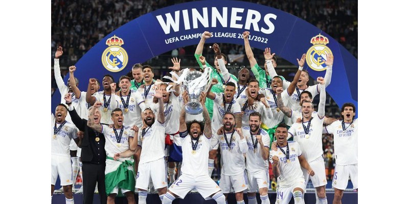 Đôi nét về câu lạc bộ bóng đá nổi tiếng Real Madrid 